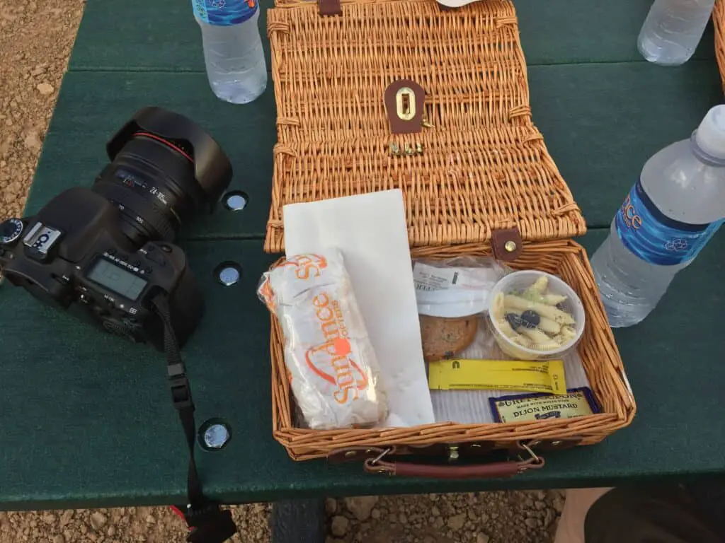 Helicopter into the Grand Canyon - Picnic